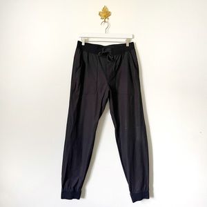 Lululemon Men’s Black ABC Warpstreme Joggers in Large NWOT